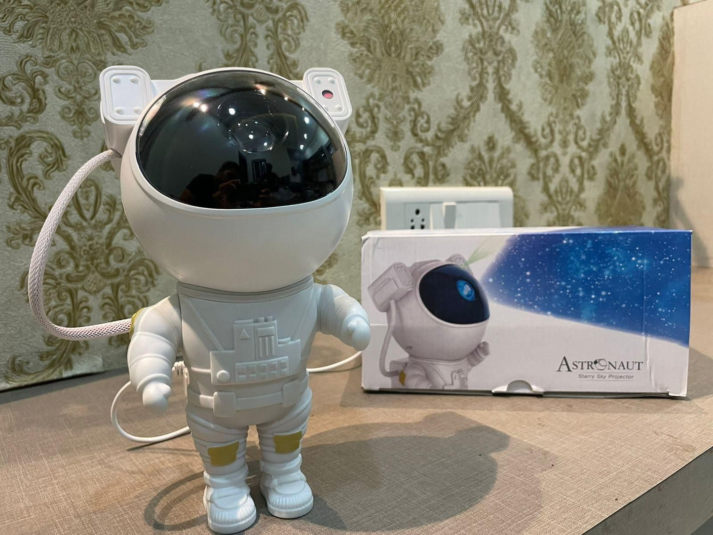 Astronaut Galaxy Projector with 360° Magnetic Head Rotation & Remote Control – Starry Night Light for Bedroom & Decor (Multicolor)